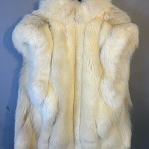 Elegant Cream Fur Vest
